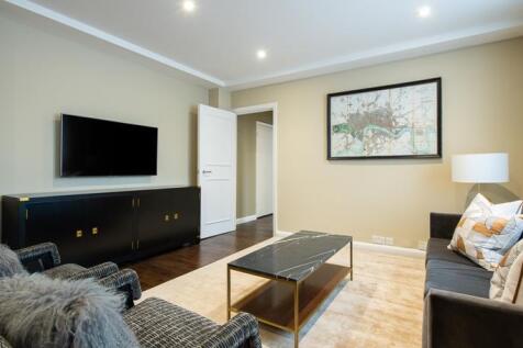 reception room 3.jpg