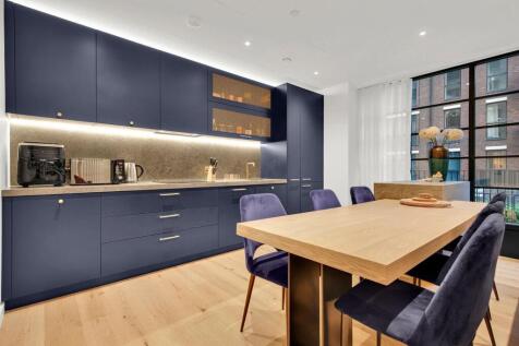 WhatsApp Image 2025-11-28 at 14.25.10 (6).jpeg