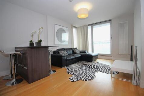 Lounge/Kitchen/Dining
