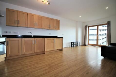Lounge/Kitchen