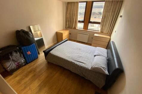 Bedroom 1.jpeg