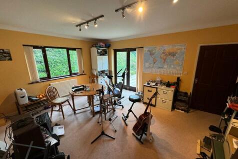 Property Image 38