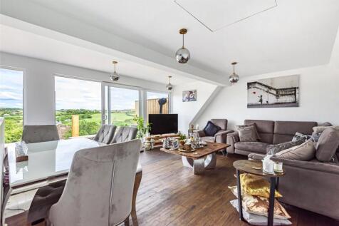 Living/ Dining Area