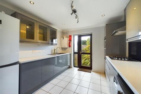 Kitchen Alt