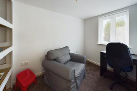 Bedroom 3/Snug