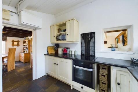 Kitchen Alt