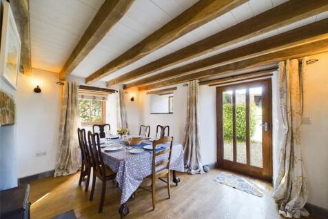 Hannahs Dining Room