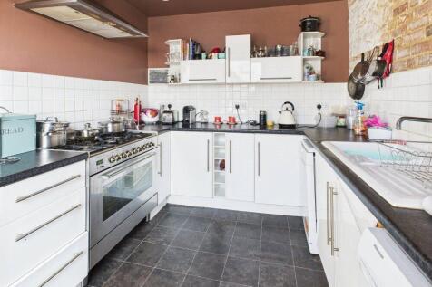 Kitchen Alt