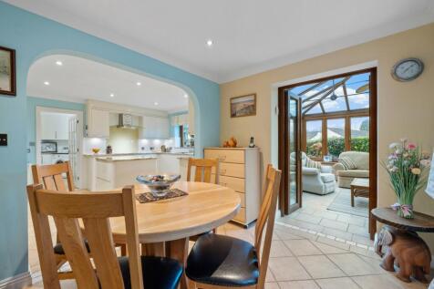 Breakfast Room