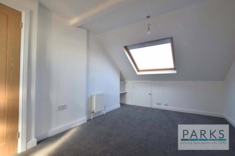 Upstairs bedroom 2