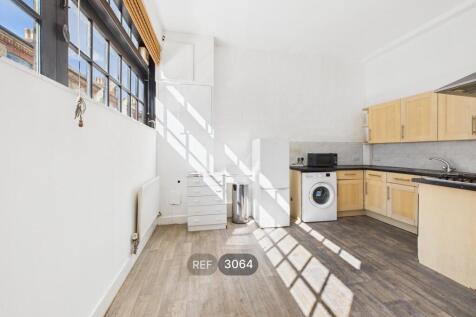 Kitchen / Reception Room