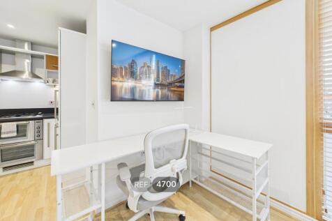 Kitchen/Living area