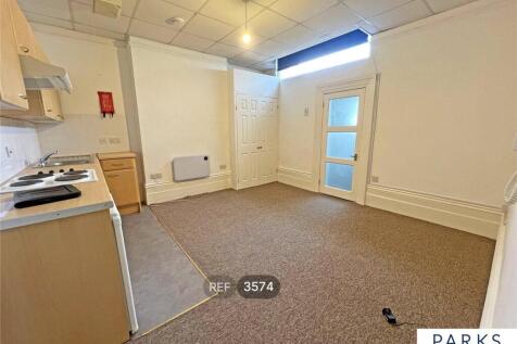 Living room / Kitchen