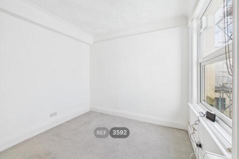 Kitchen / Living area