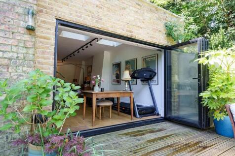 22 - bifolds.jpeg