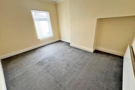 2 Doward Street 4