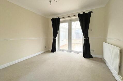 8 Ladywood 11