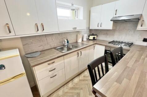 225a Warrington 3