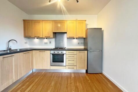 16 Dutton Court 2