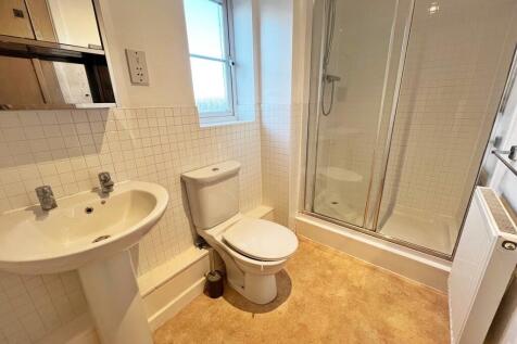 22 Rylands Drive ...