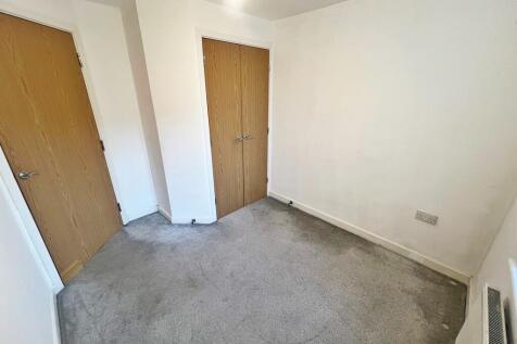 22 Rylands Drive ...