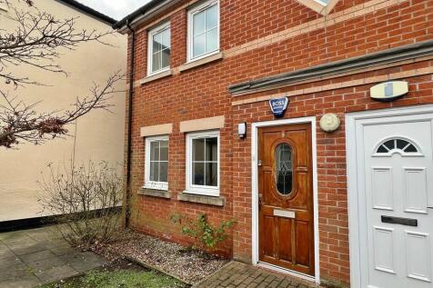 9 Farnworth Mews