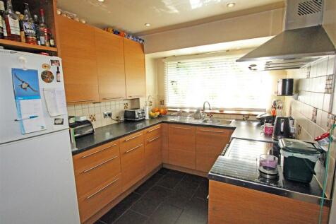 IMG_2065 kitchen.jpg