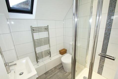 IMG_4182 shower velux.jpg