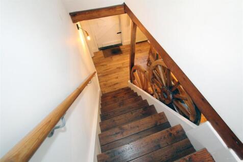 IMG_4319 stairs.jpg