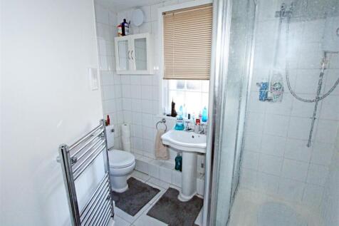 IMG_4784 shower.jpg