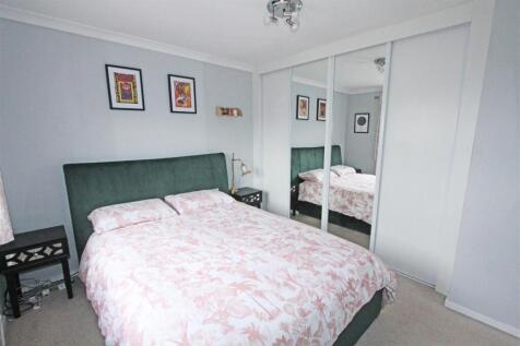 IMG_5059 bed1 - Copy.jpg