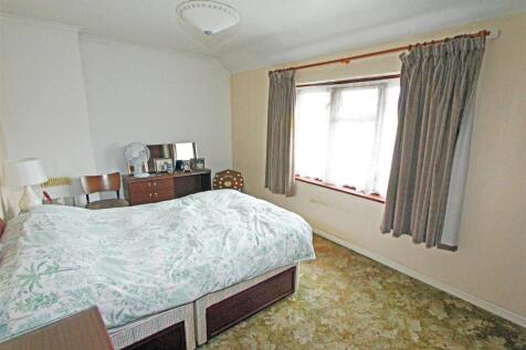 IMG_4690 bed1.jpg