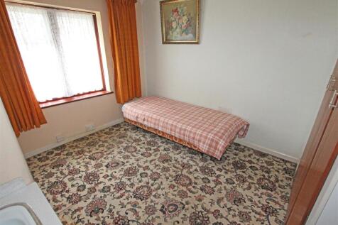 IMG_4689 bed2.jpg