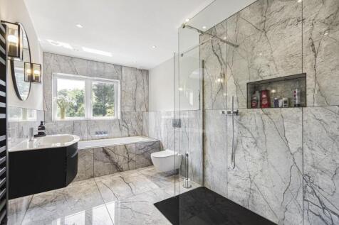 2 The Grove shower bath 1051325_preview.jpg