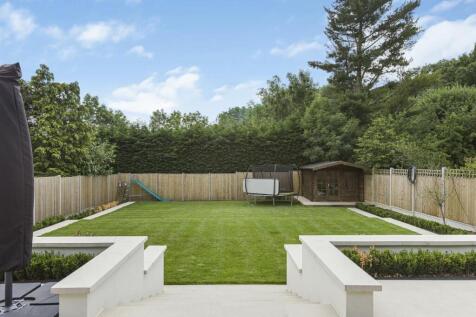 2 The Grove garden 1051301_preview.jpg