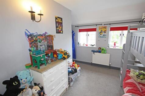 18 IMG_1765 bunks window.jpg