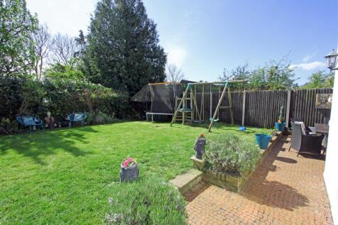 IMG_1846 patio garden swing.jpg