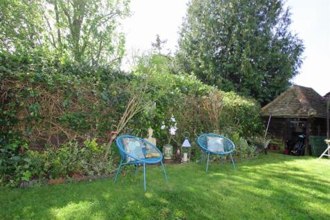 IMG_1816 garden chairs.jpg