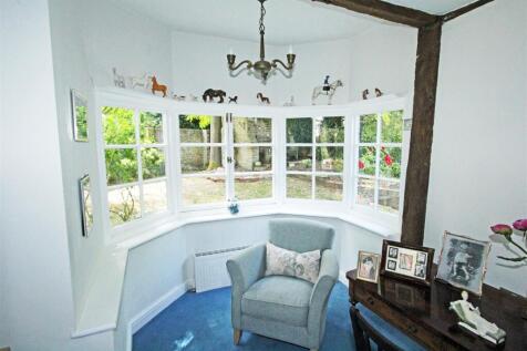 IMG_5748 sitt window seat.jpg
