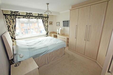 IMG_6217 bed1.jpg