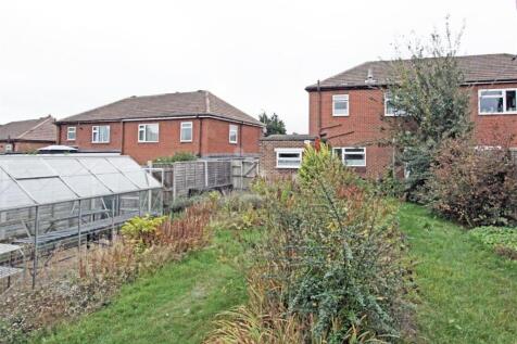 IMG_6552 garden rear.jpg