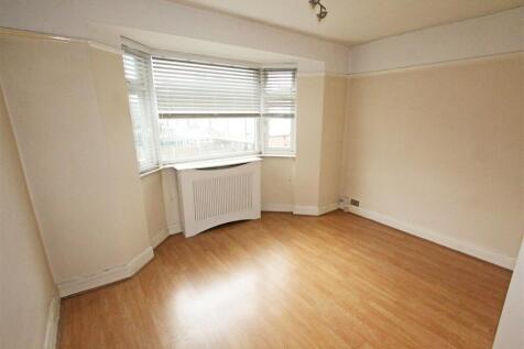 09 IMG_4711 bed1.jpg