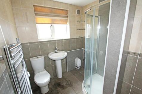 10 IMG_4710 shower.jpg