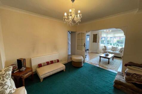 THROUGH LOUNGE