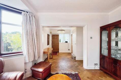 RECEPTION ROOM 1