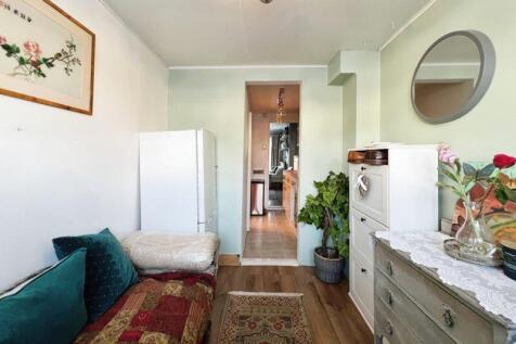 RECEPTION (ANNEXE)