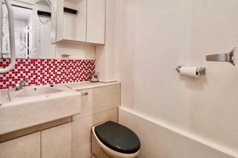 Bathroom 2