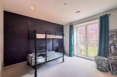 Double Bedroom