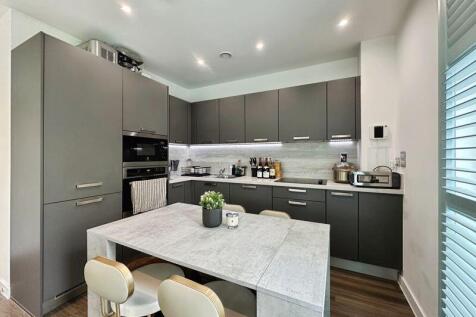 Eat in Kitchen