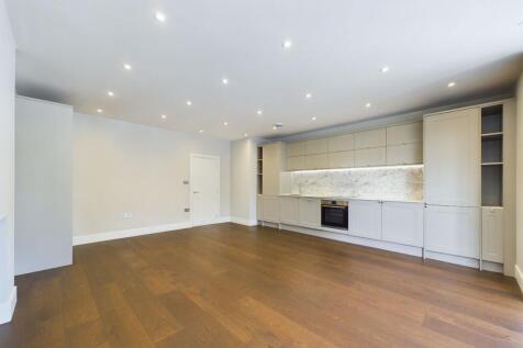 OPEN PLAN KITCHEN